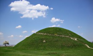 Krótka historia o miłości w grodzie Kraka. Kopiec Krakusa. Kraków.